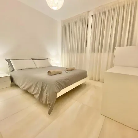 Elegance Duomo * Milan