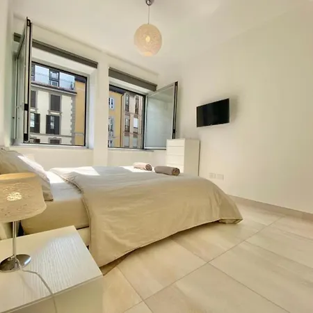 Elegance Duomo * Milan